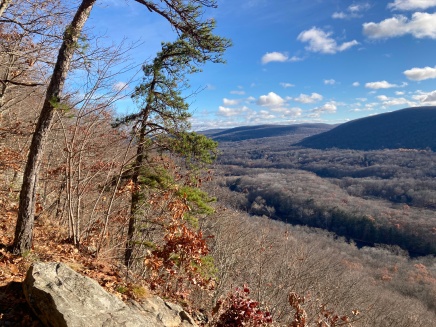 Looking NE into the Housatonic River valley from the Ledges